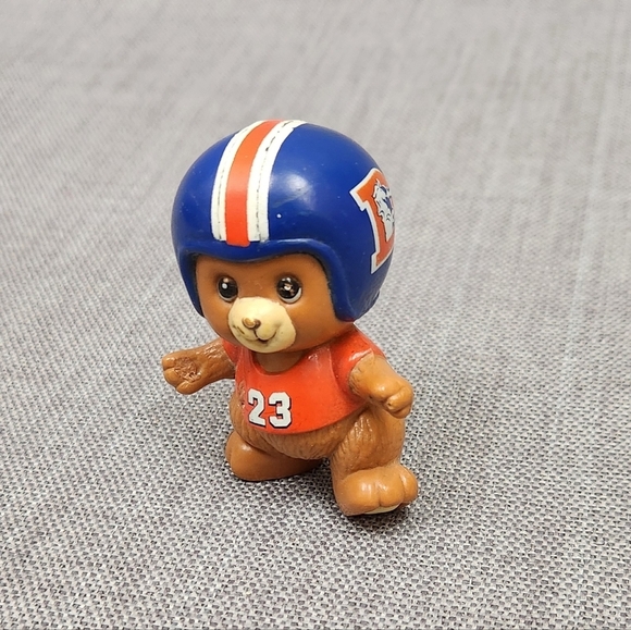 NFL Other - Vintage 1983 NFL Huddles Denver Broncos football Mascot Bear PVC Figure. 
